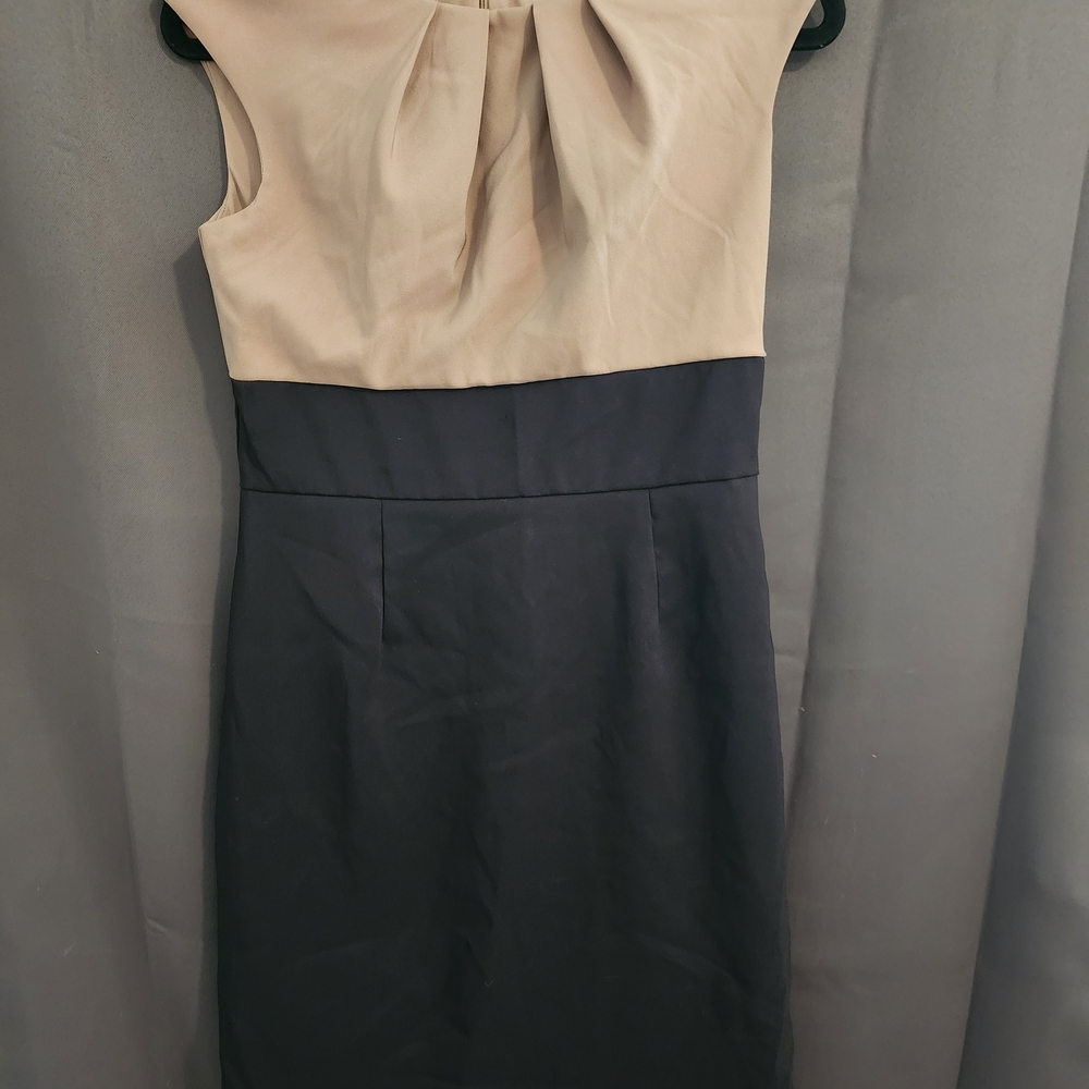 Ronni Nicole Two-Tone Sleeveless Midi Dress